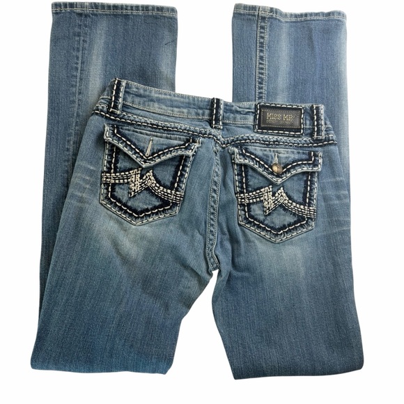 Miss Me mid rise boot jeans with back flap pockets thick stitch jeans size 31 - Picture 2 of 8
